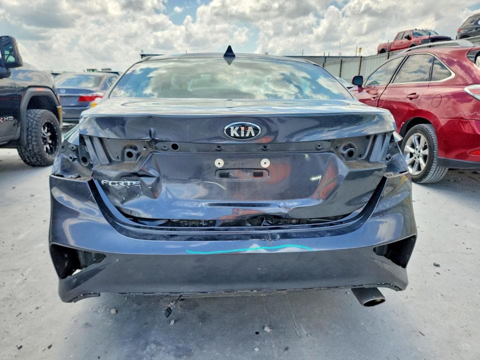 2021 KIA FORTE LXS 6