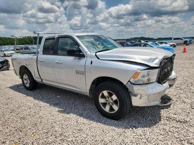 2017 RAM 1500 SLT SLT 4