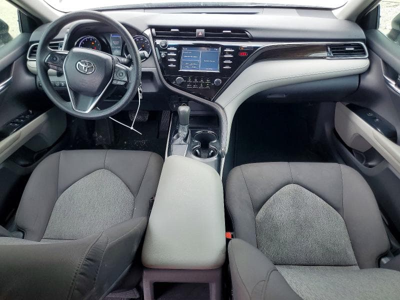 2019 TOYOTA CAMRY LE 8