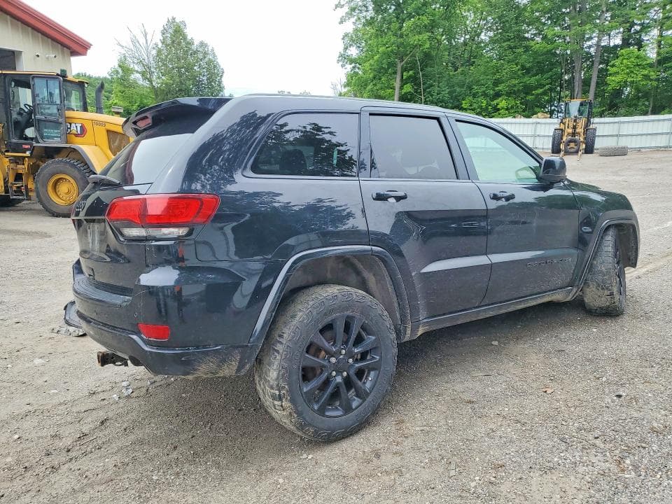 2017 JEEP GRAND CHEROKEE LAREDO 3