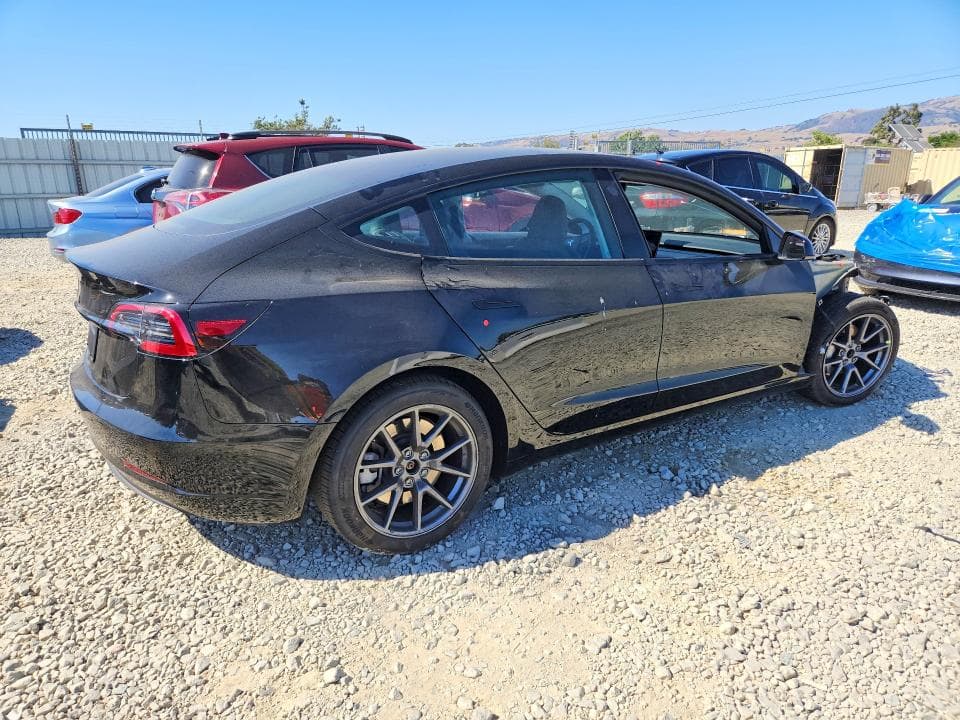 2023 TESLA MODEL 3 3