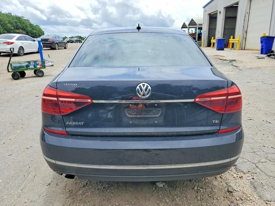 2017 VOLKSWAGEN PASSAT S 6
