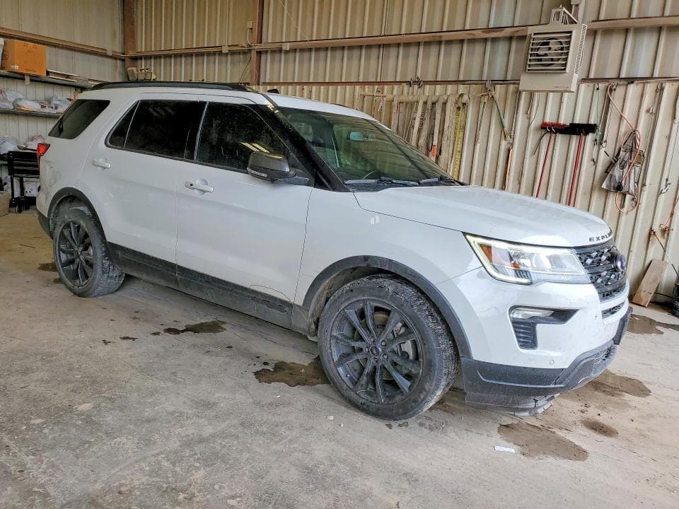2018 FORD EXPLORER XLT 4