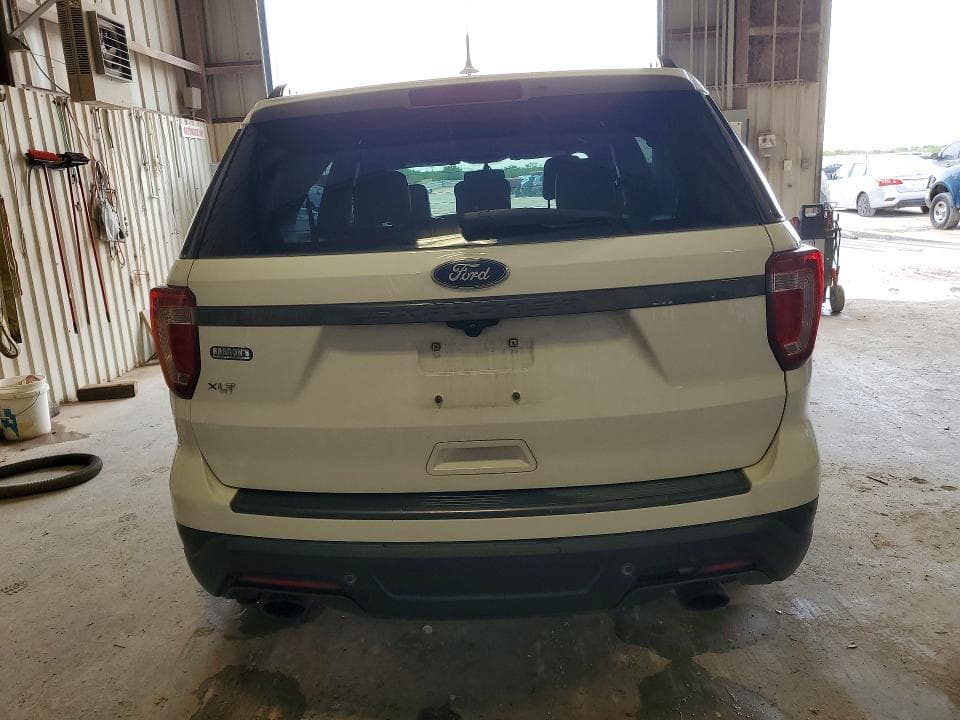 2018 FORD EXPLORER XLT 6