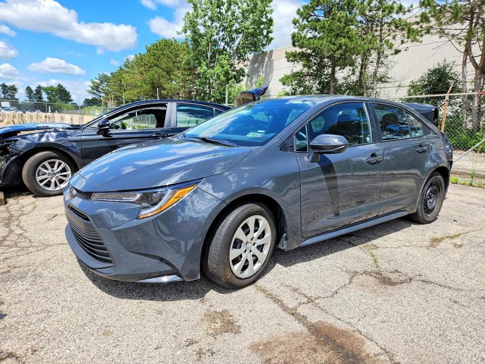 2025 TOYOTA COROLLA LE - 1