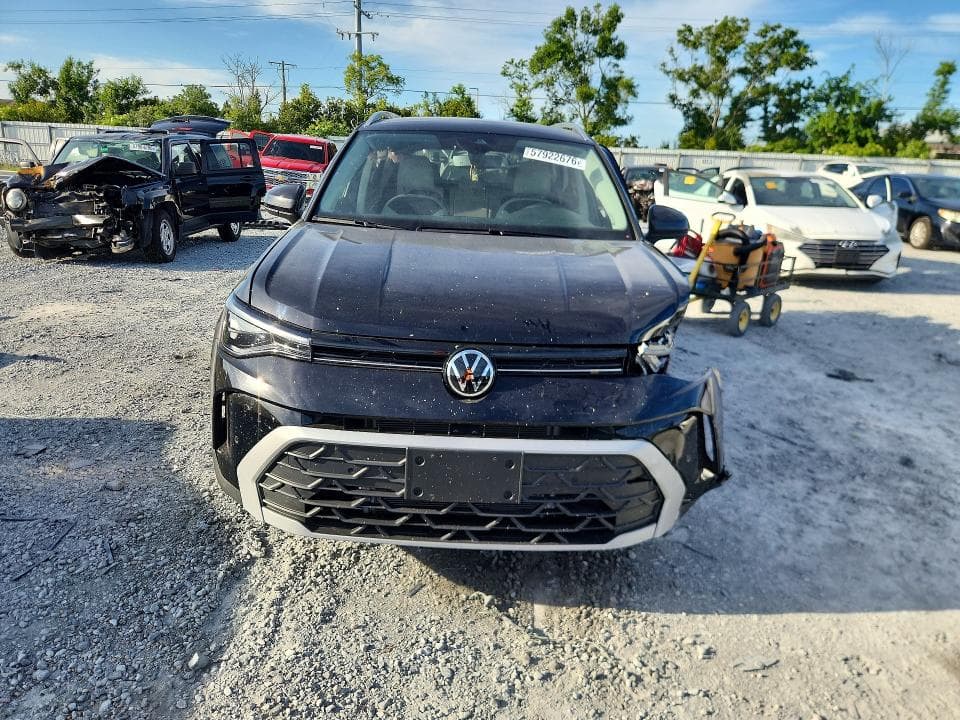 2025 VOLKSWAGEN TAOS SE 5
