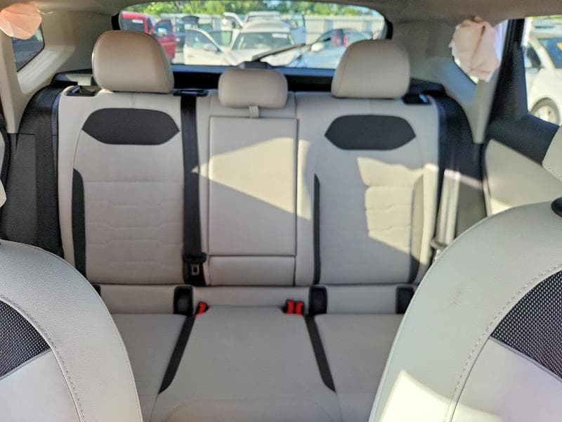 2025 VOLKSWAGEN TAOS SE 10