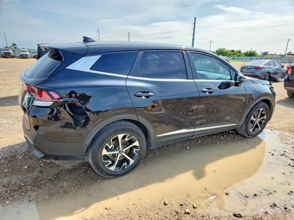 2023 KIA SPORTAGE EX 3