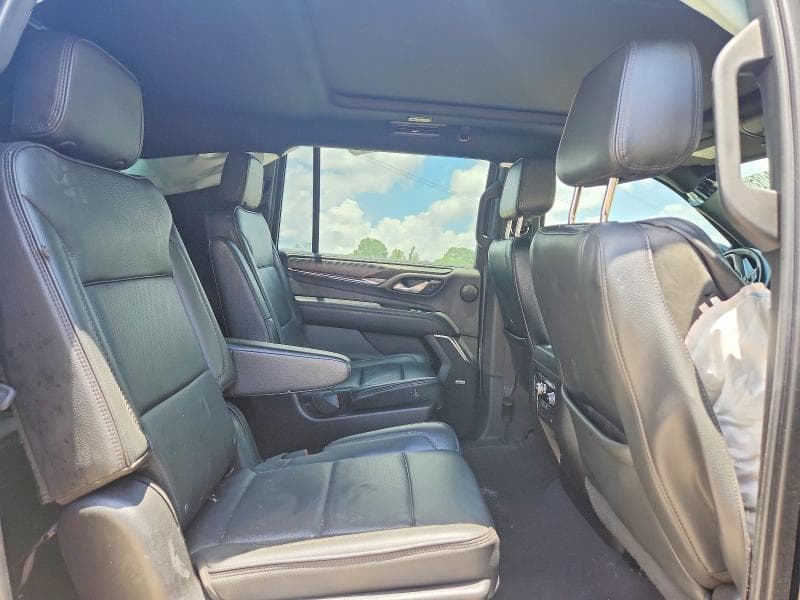2022 GMC YUKON XL DENALI 11
