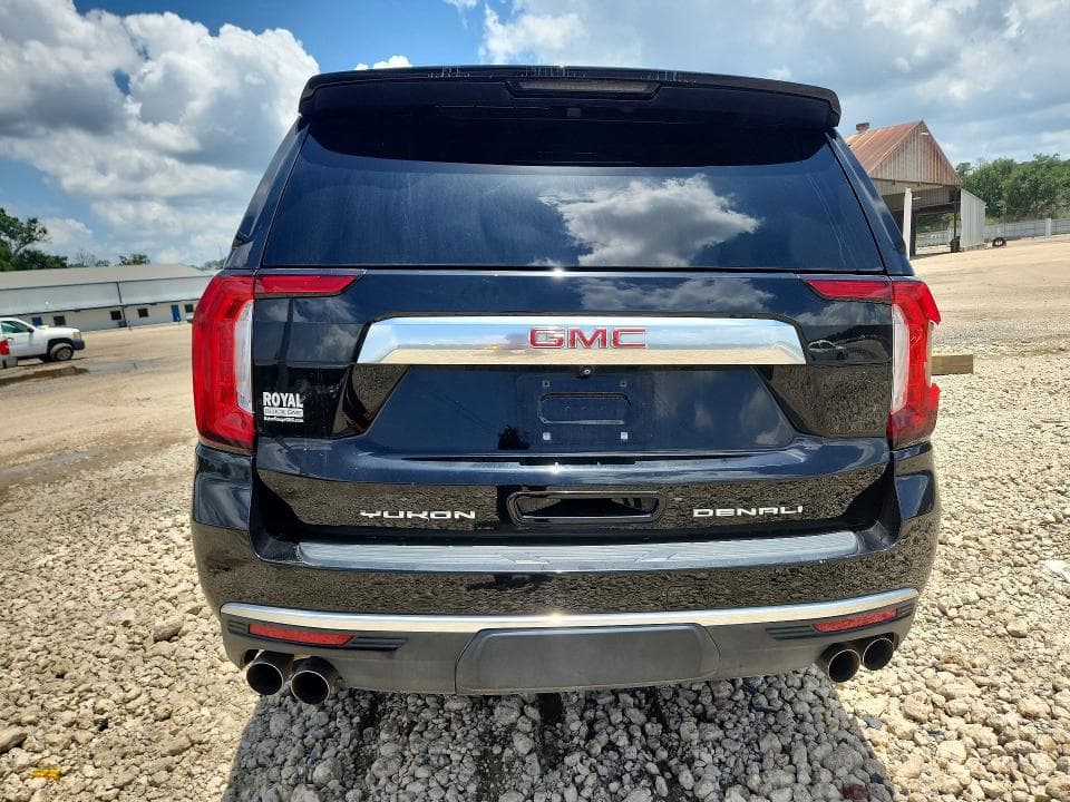 2022 GMC YUKON XL DENALI 6