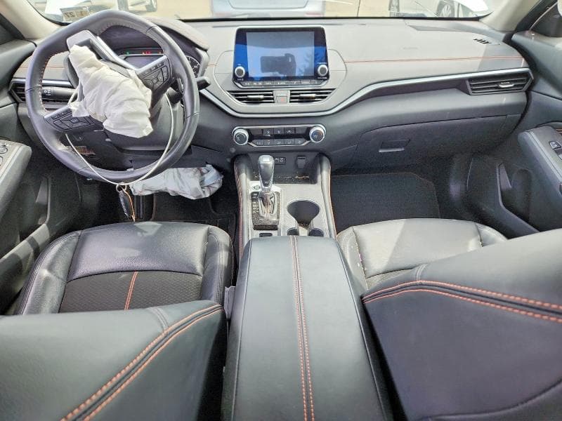 2022 NISSAN ALTIMA SR SR 8