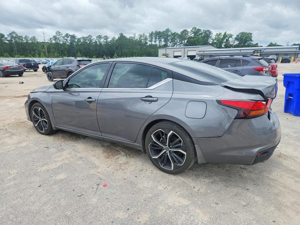 2024 NISSAN ALTIMA SR 2