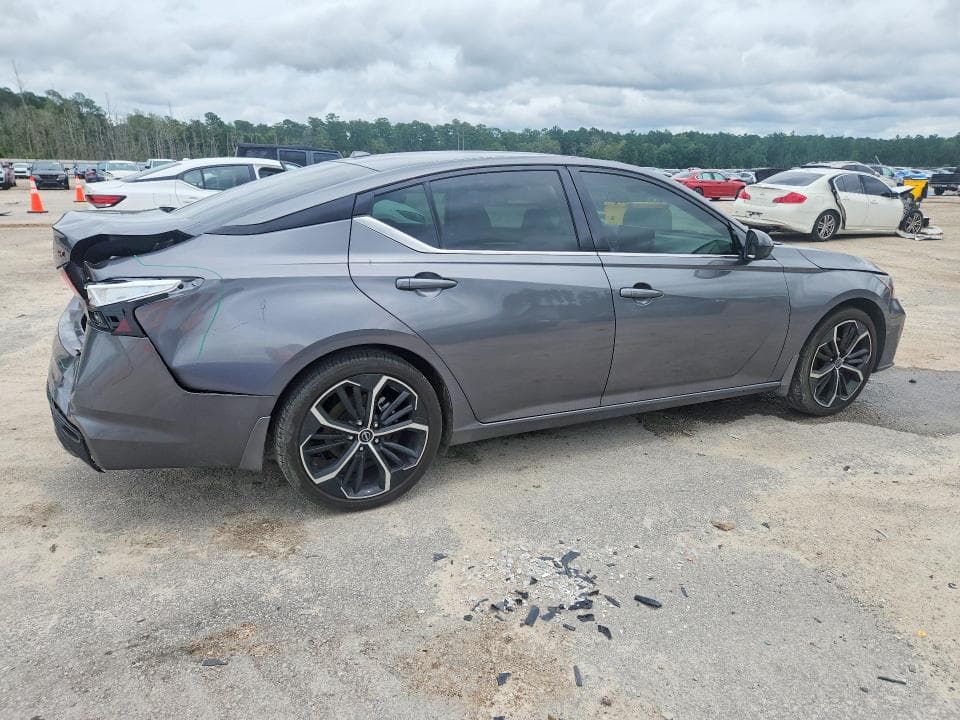 2024 NISSAN ALTIMA SR 3