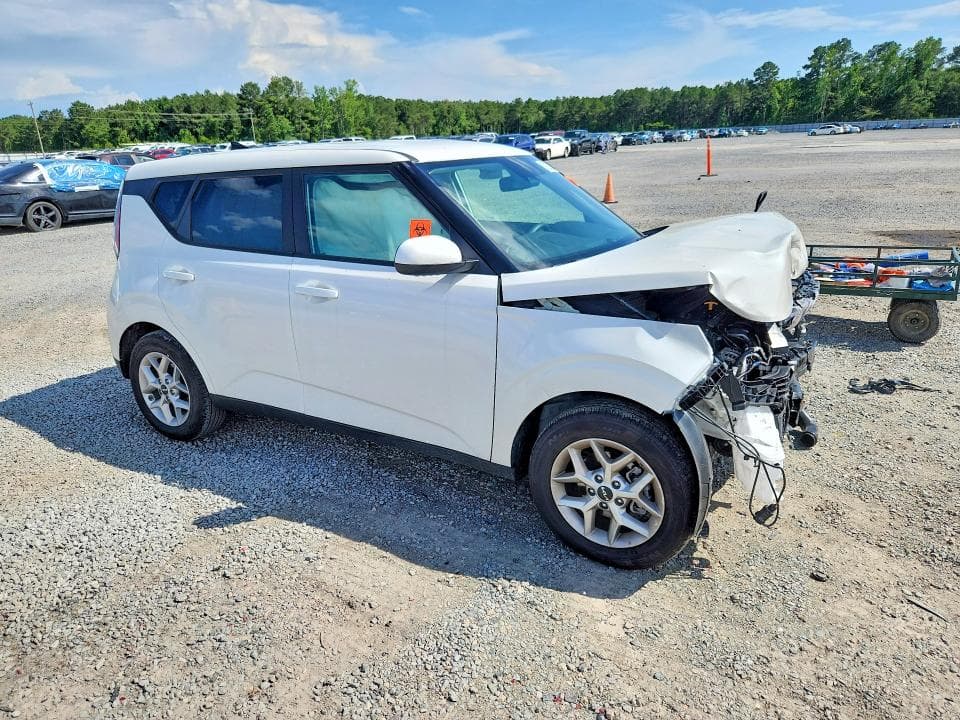 2025 KIA SOUL LX 4