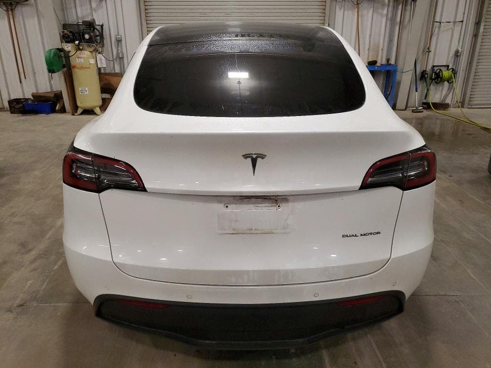 2022 TESLA MODEL Y 6