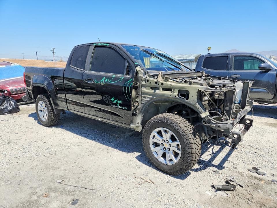 2022 CHEVROLET COLORADO LT 4