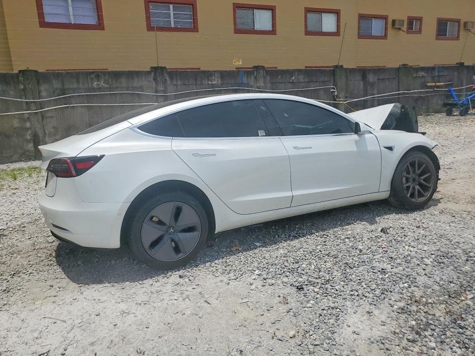 2020 TESLA MODEL 3 3