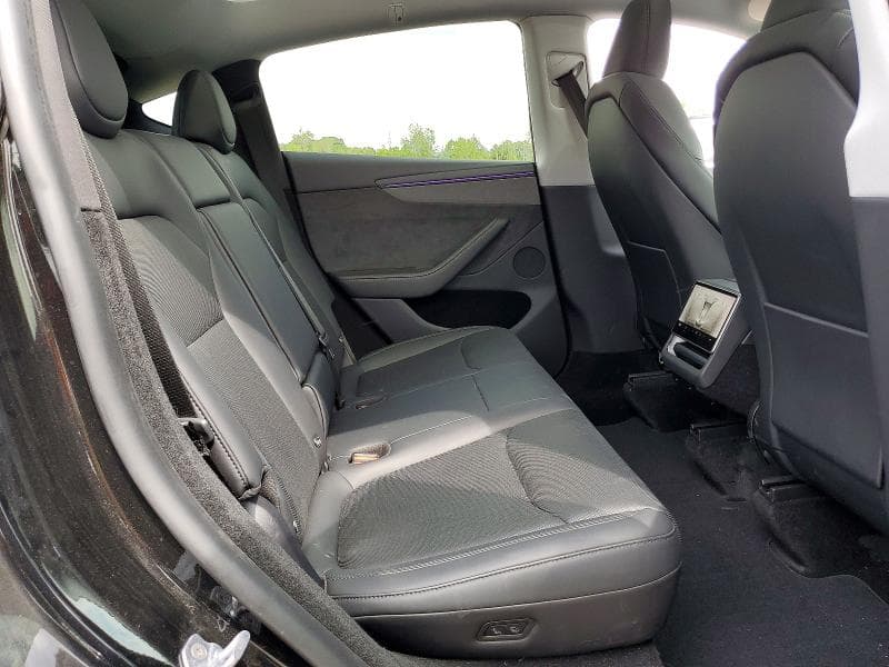 2026 TESLA MODEL Y 11
