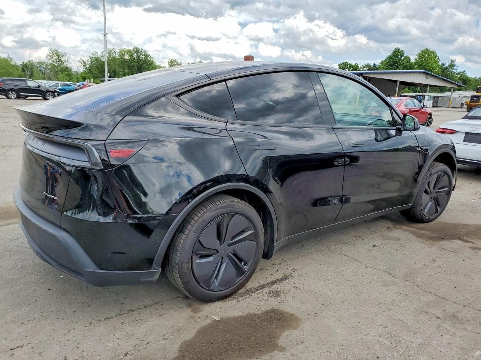 2026 TESLA MODEL Y 3