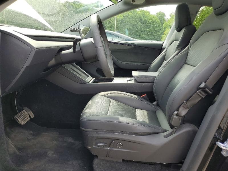 2026 TESLA MODEL Y 7