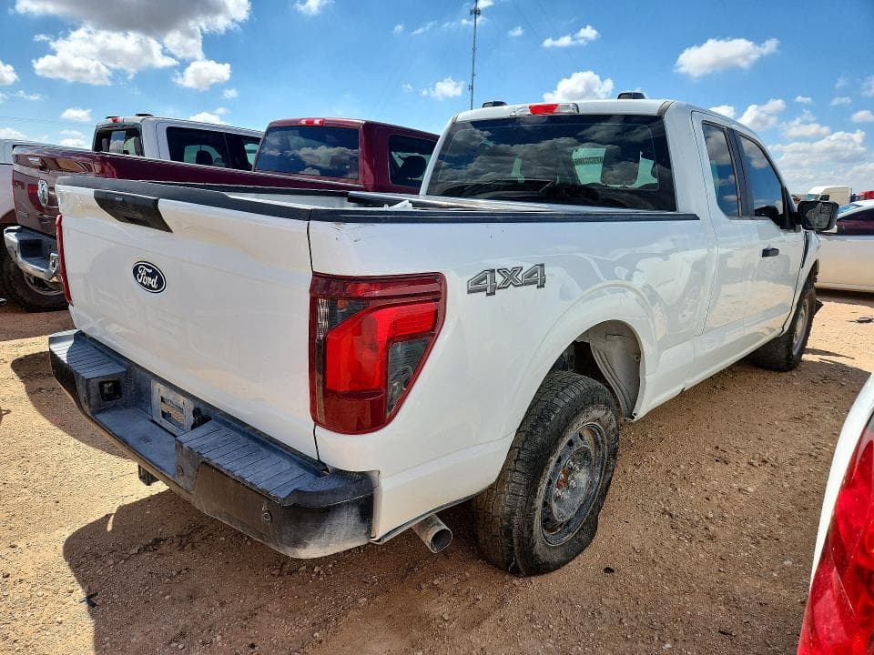 2025 FORD F150 XL 3