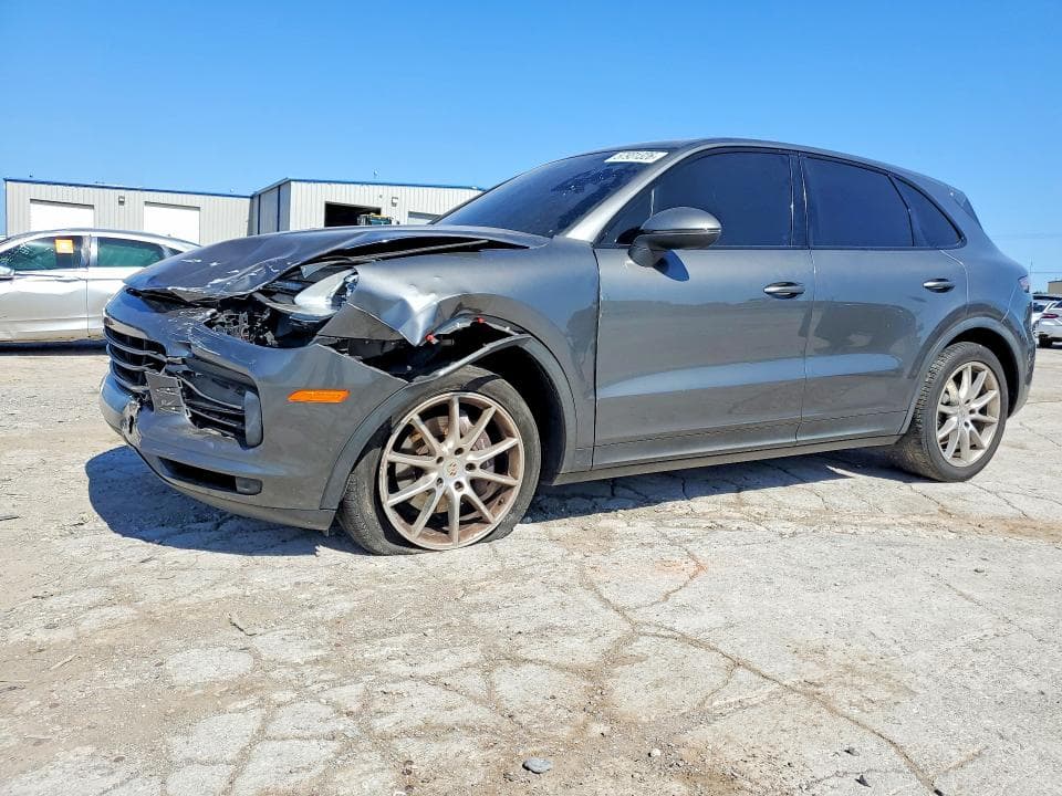 2020 PORSCHE CAYENNE - 1