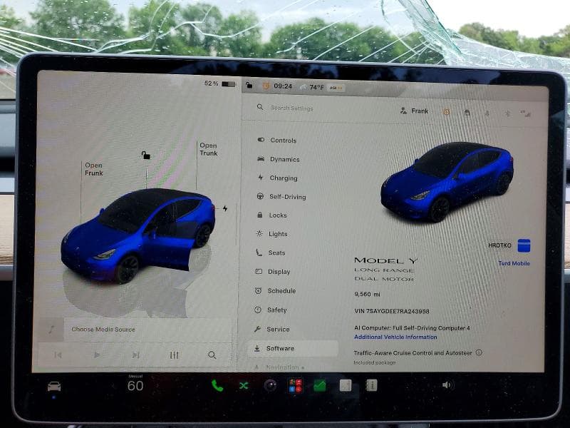 2024 TESLA MODEL Y 9