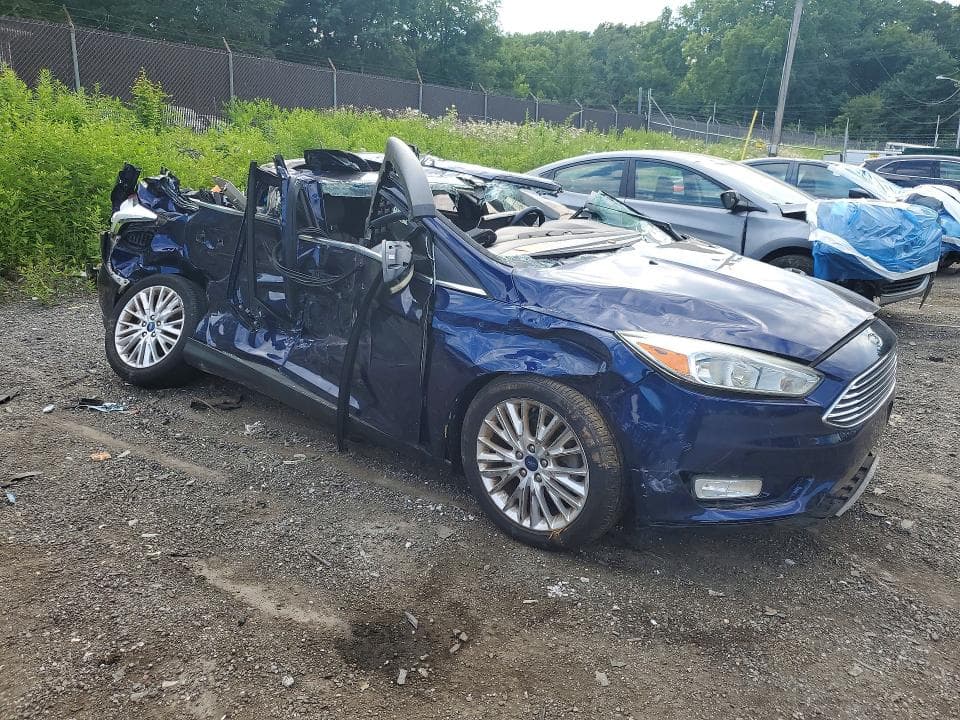 2017 FORD FOCUS TITANIUM 4