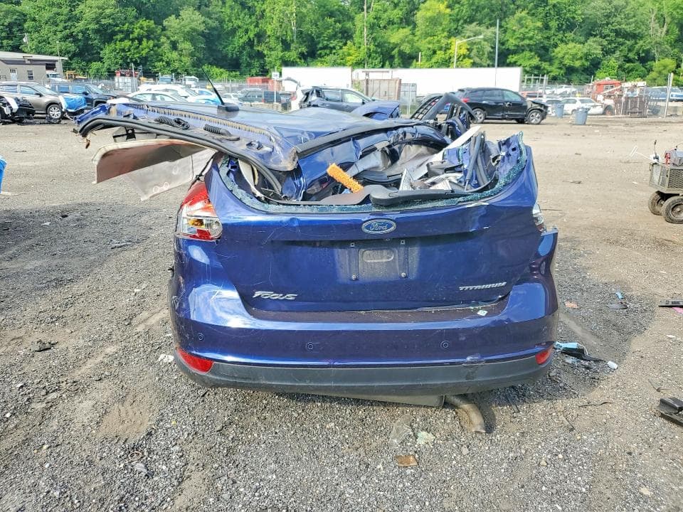 2017 FORD FOCUS TITANIUM 6