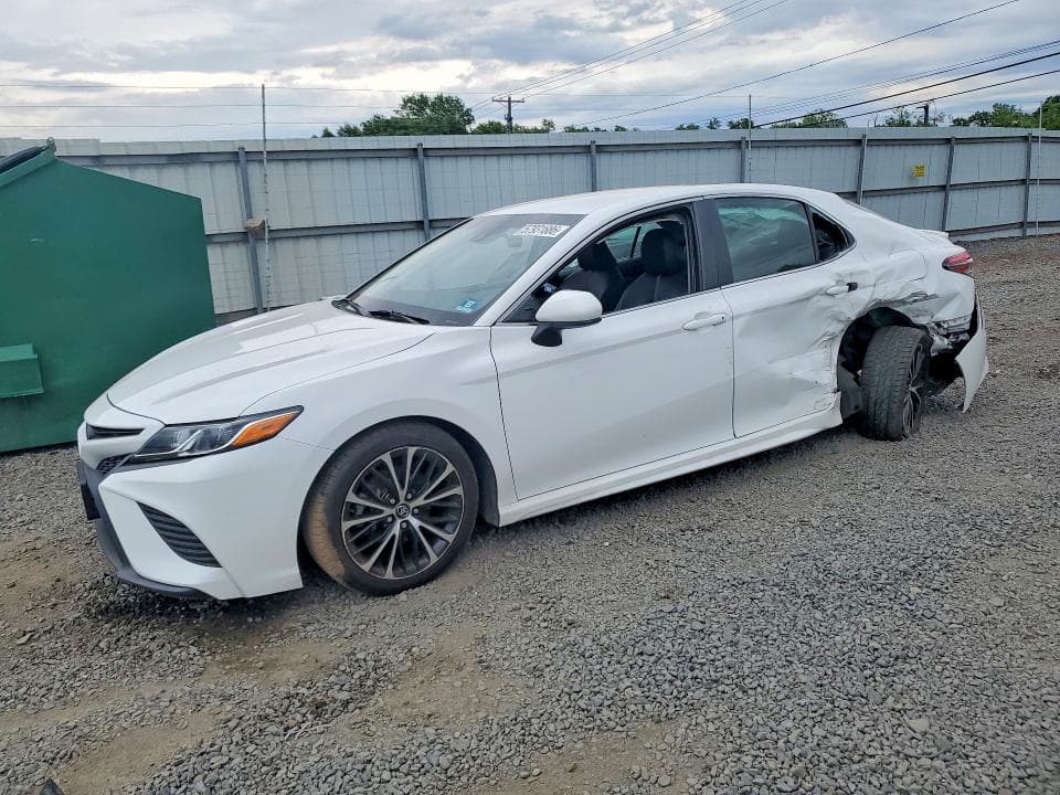 2018 TOYOTA CAMRY - 1