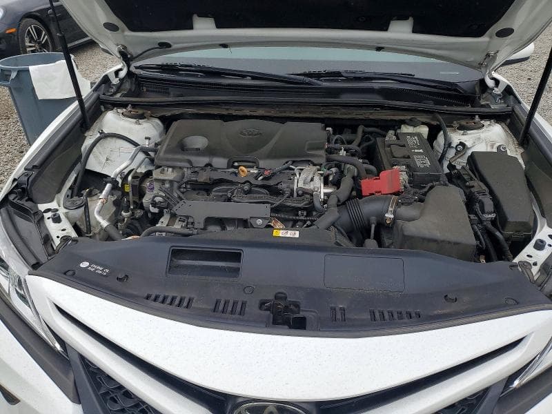 2018 TOYOTA CAMRY 11