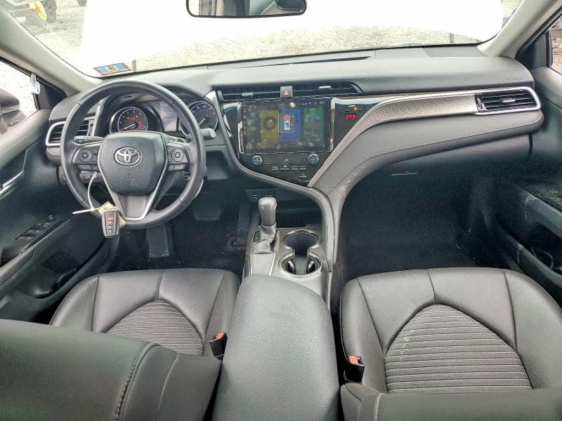 2018 TOYOTA CAMRY 8