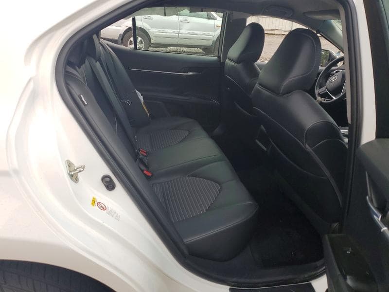 2018 TOYOTA CAMRY 10
