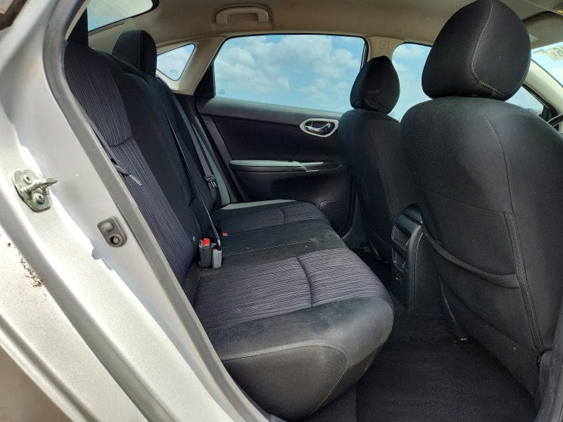 2019 NISSAN SENTRA SV 10