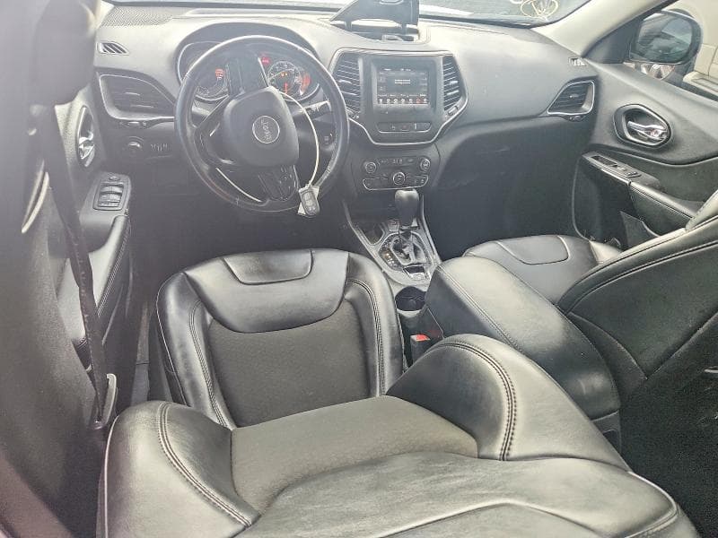 2021 JEEP CHEROKEE LATITUDE PLUS 8