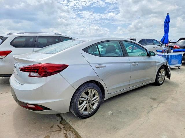 2020 HYUNDAI ELANTRA SEL SEL 3