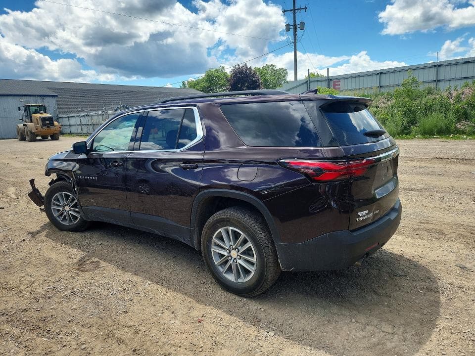 2023 CHEVROLET TRAVERSE LT LT 2