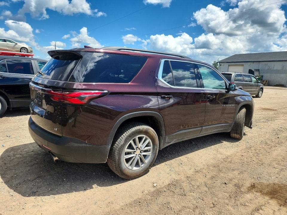 2023 CHEVROLET TRAVERSE LT LT 3