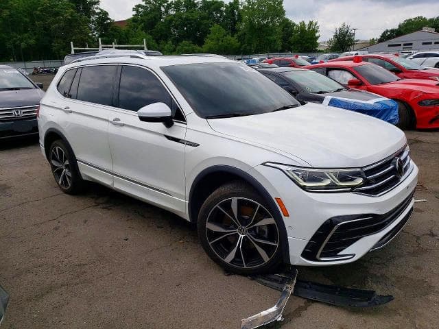 2022 VOLKSWAGEN TIGUAN SEL R-LINE SEL R-LINE 5