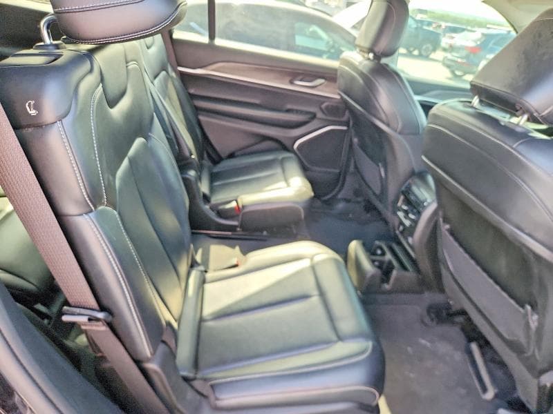2022 JEEP GRAND CHEROKEE L LIMITED L LIMITED 11