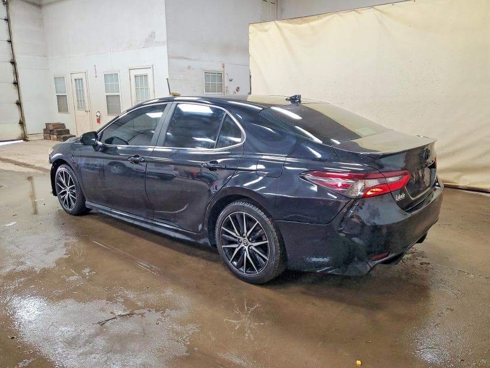 2022 TOYOTA CAMRY SE SE 2