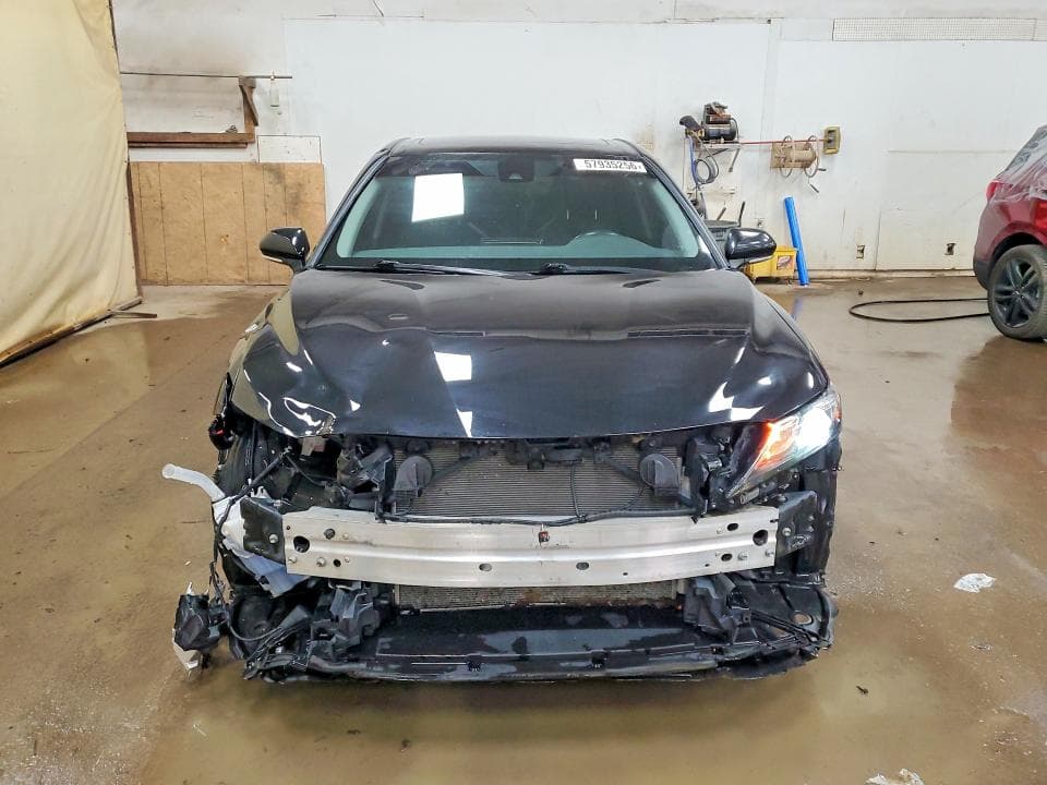 2022 TOYOTA CAMRY SE SE 5