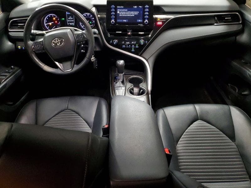 2022 TOYOTA CAMRY SE SE 8