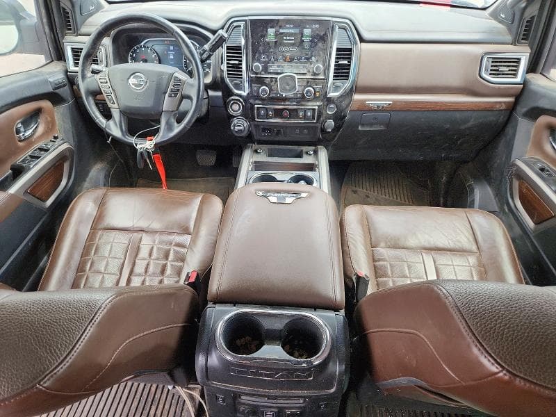 2022 NISSAN TITAN PLATINUM RESERVE 8