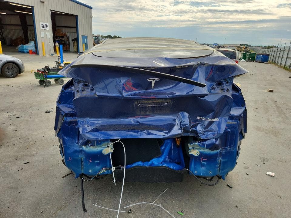 2022 TESLA MODEL Y 6