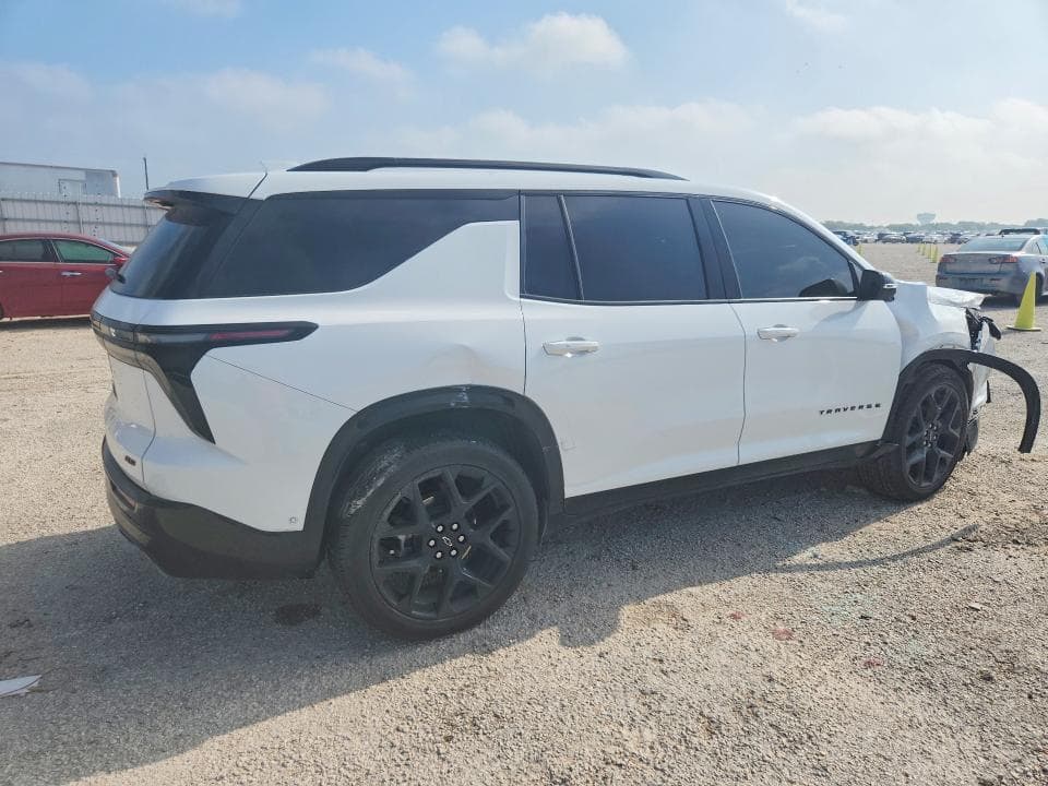 2024 CHEVROLET TRAVERSE RS 3