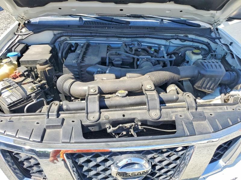 2018 NISSAN FRONTIER S 11