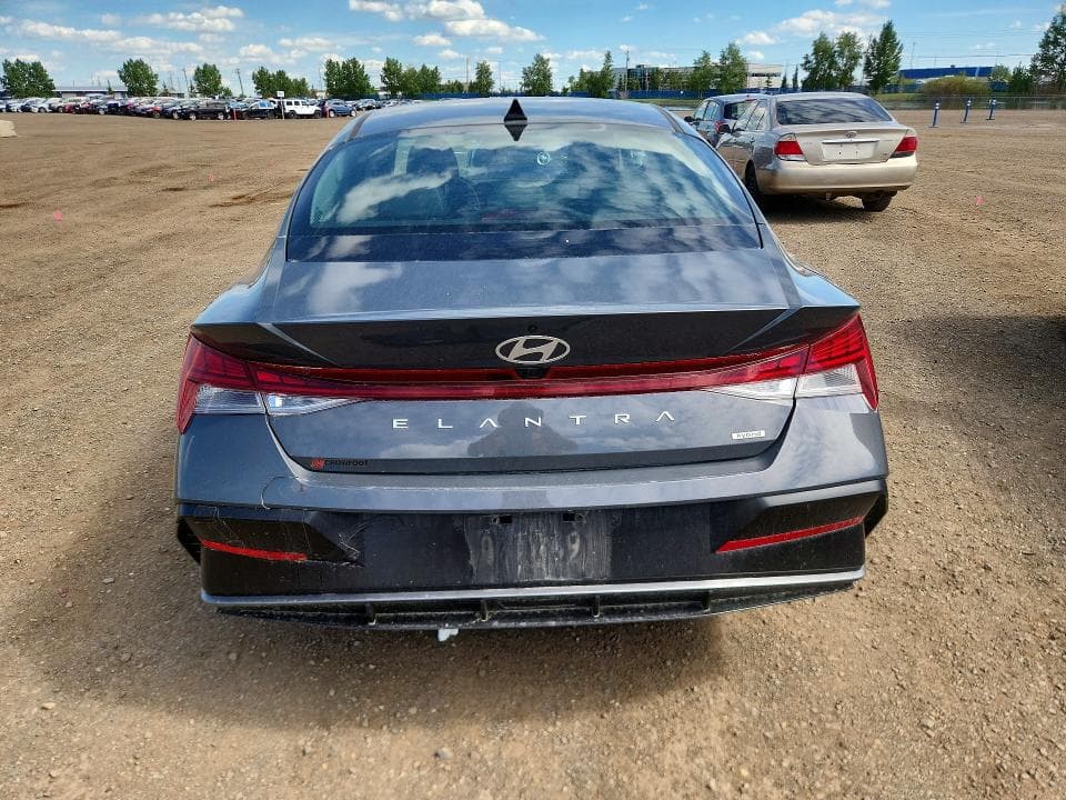 2025 HYUNDAI ELANTRA LIMITED 6