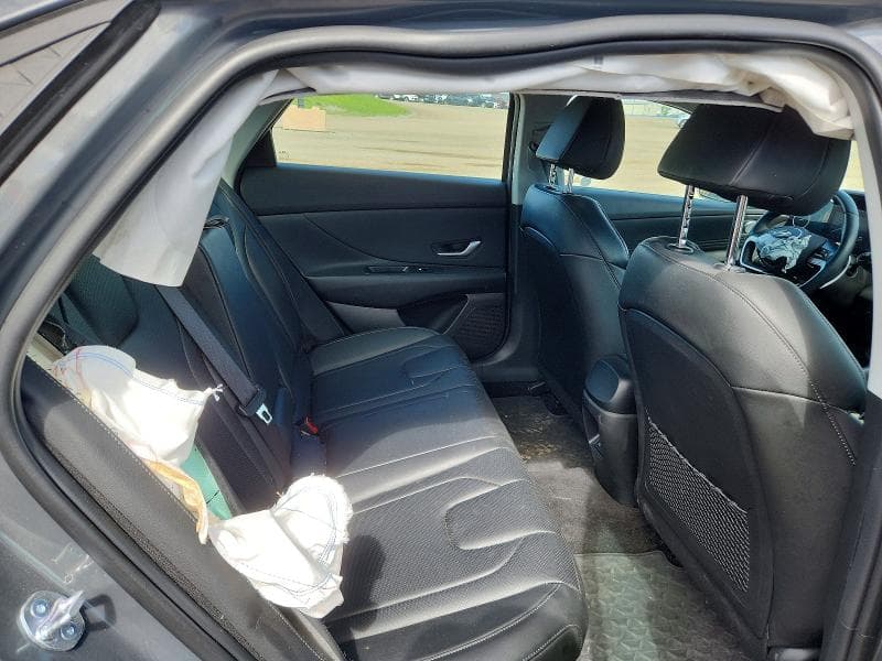 2025 HYUNDAI ELANTRA LIMITED 10