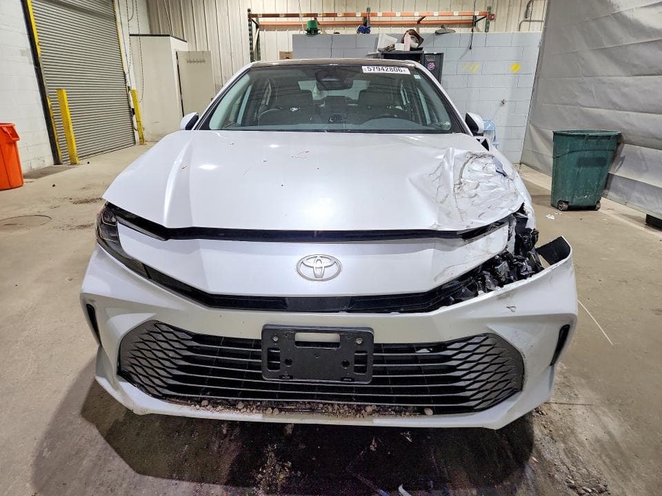 2026 TOYOTA CAMRY XLE 5
